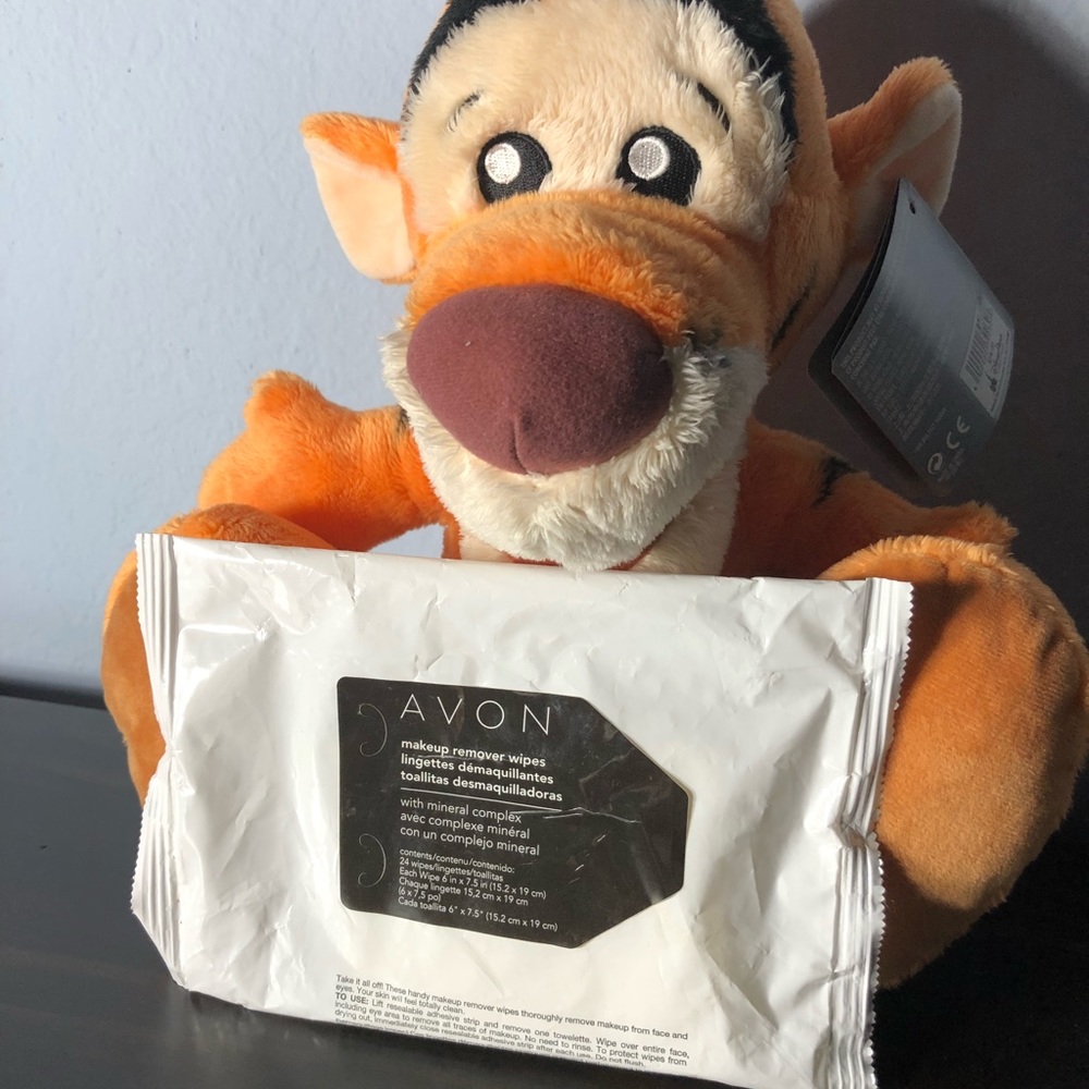 Make up Remover (wipes)